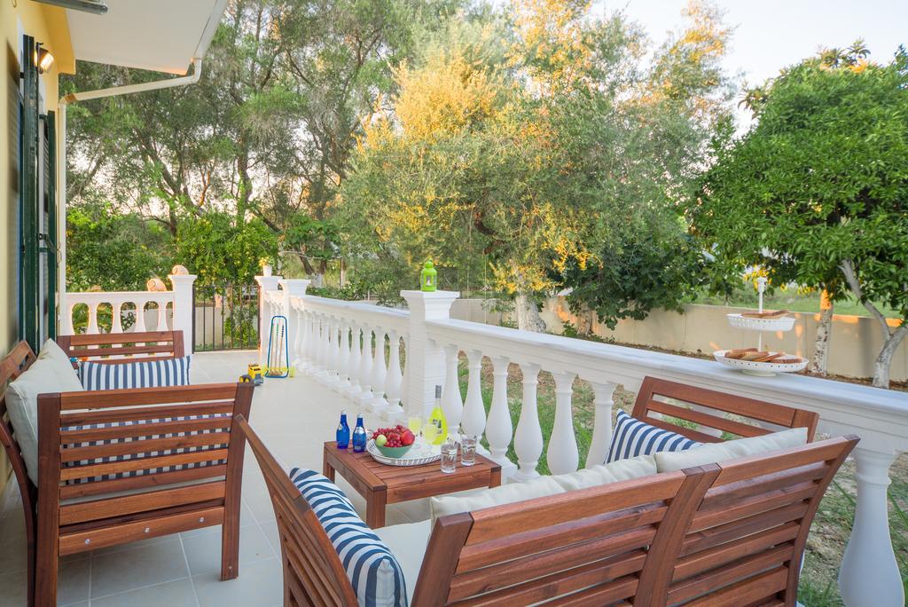 Karia Holiday Home Lefkími Kültér fotó