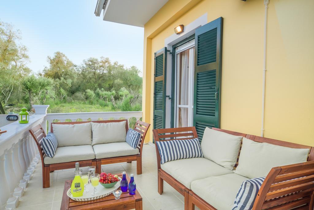 Karia Holiday Home Lefkími Kültér fotó